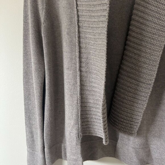 Gray Women's Sweater - Picture 3 of 9
